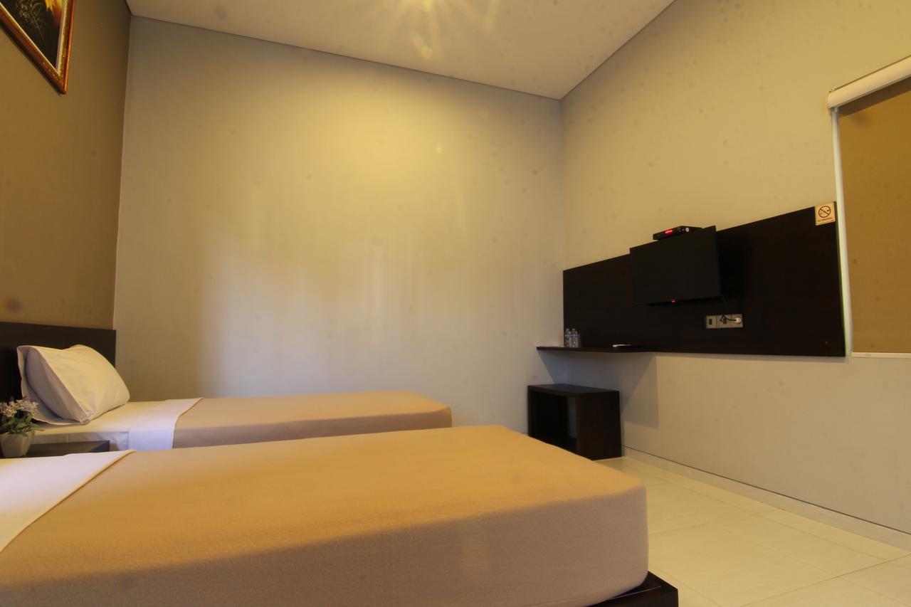 Hotel Mandari Pabean Buleleng Esterno foto