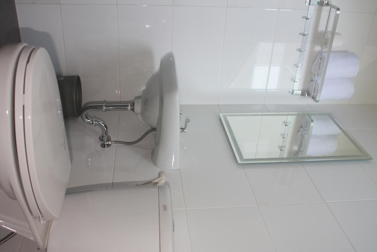 Hotel Mandari Pabean Buleleng Esterno foto