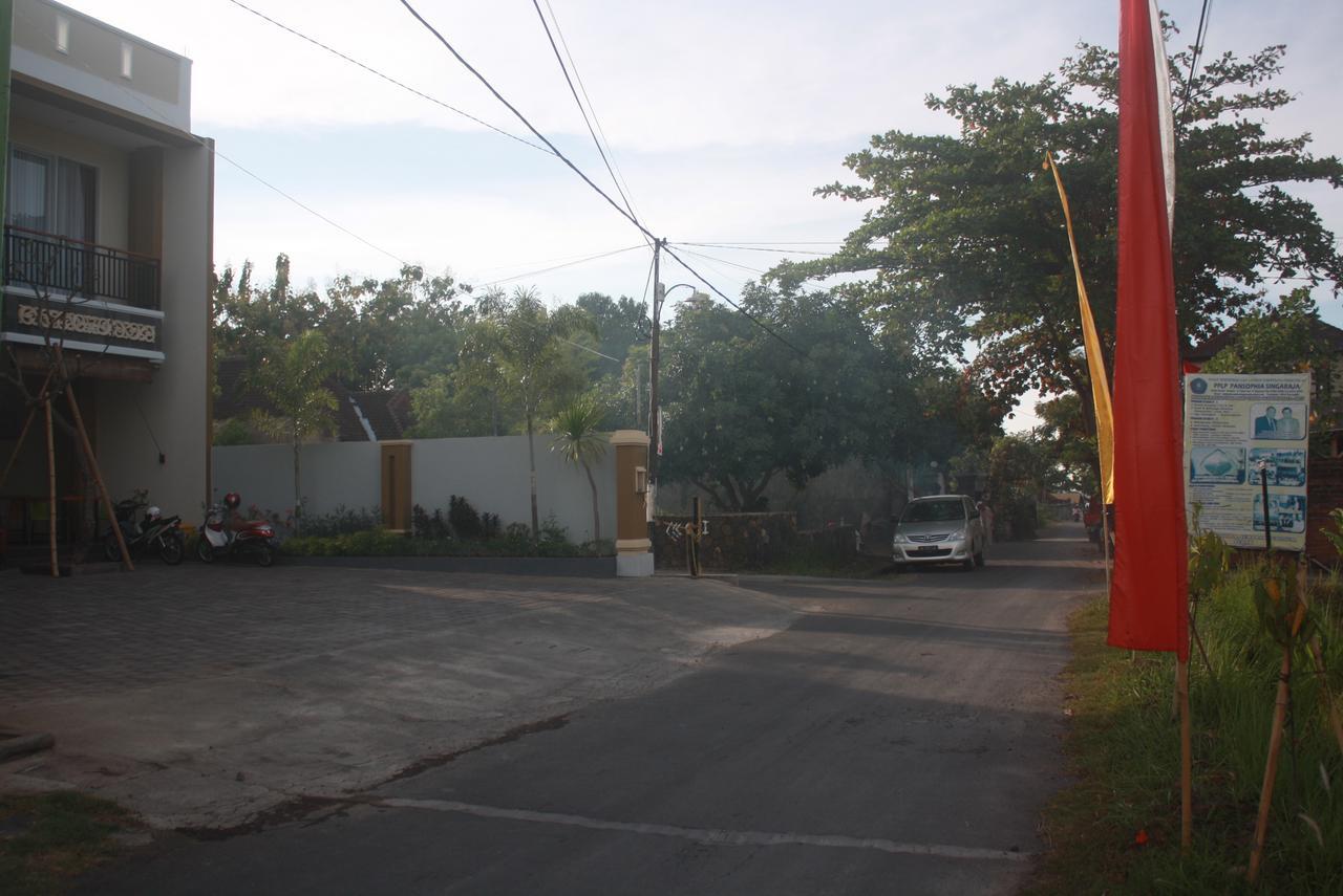 Hotel Mandari Pabean Buleleng Esterno foto