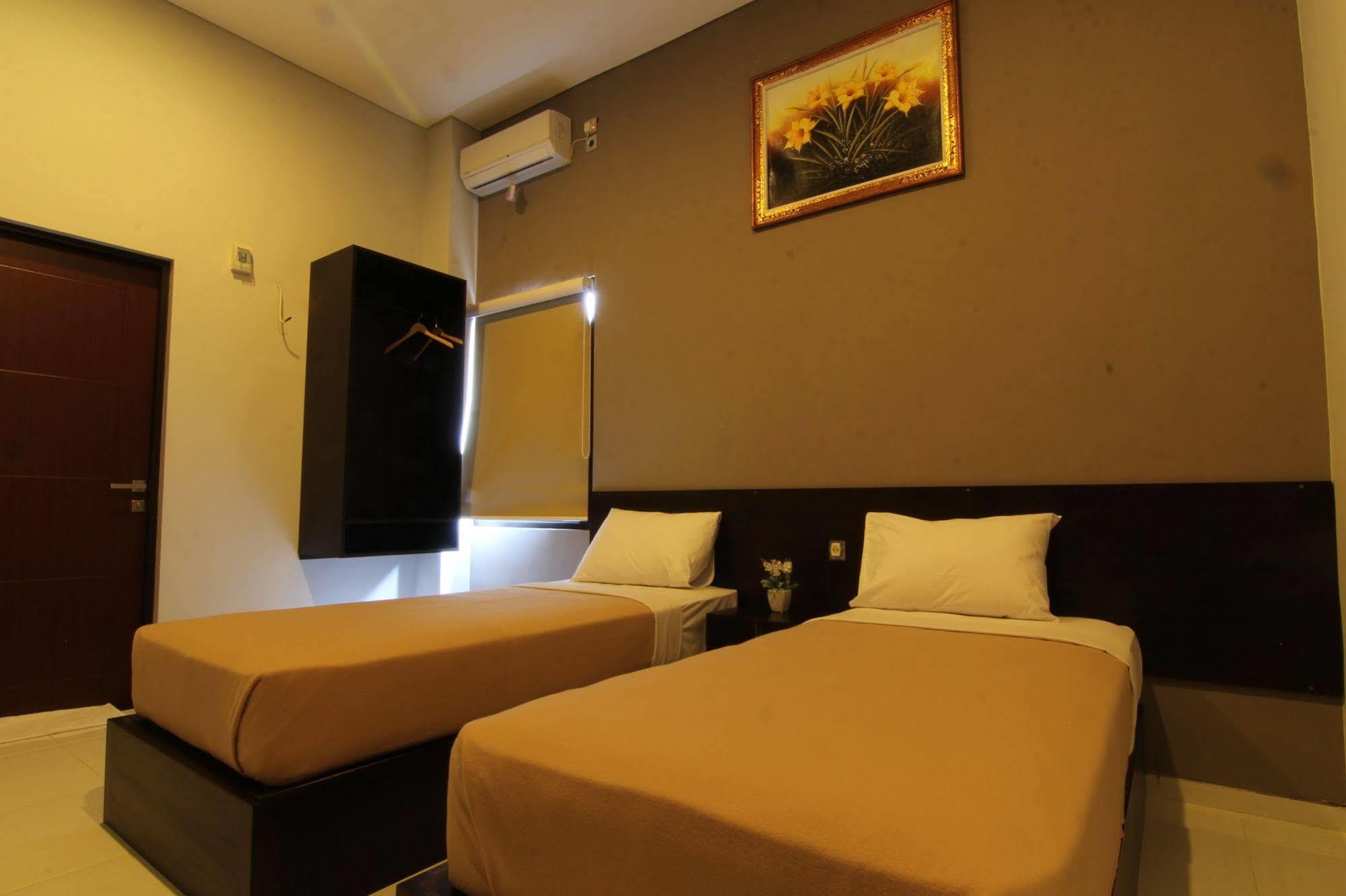 Hotel Mandari Pabean Buleleng Esterno foto