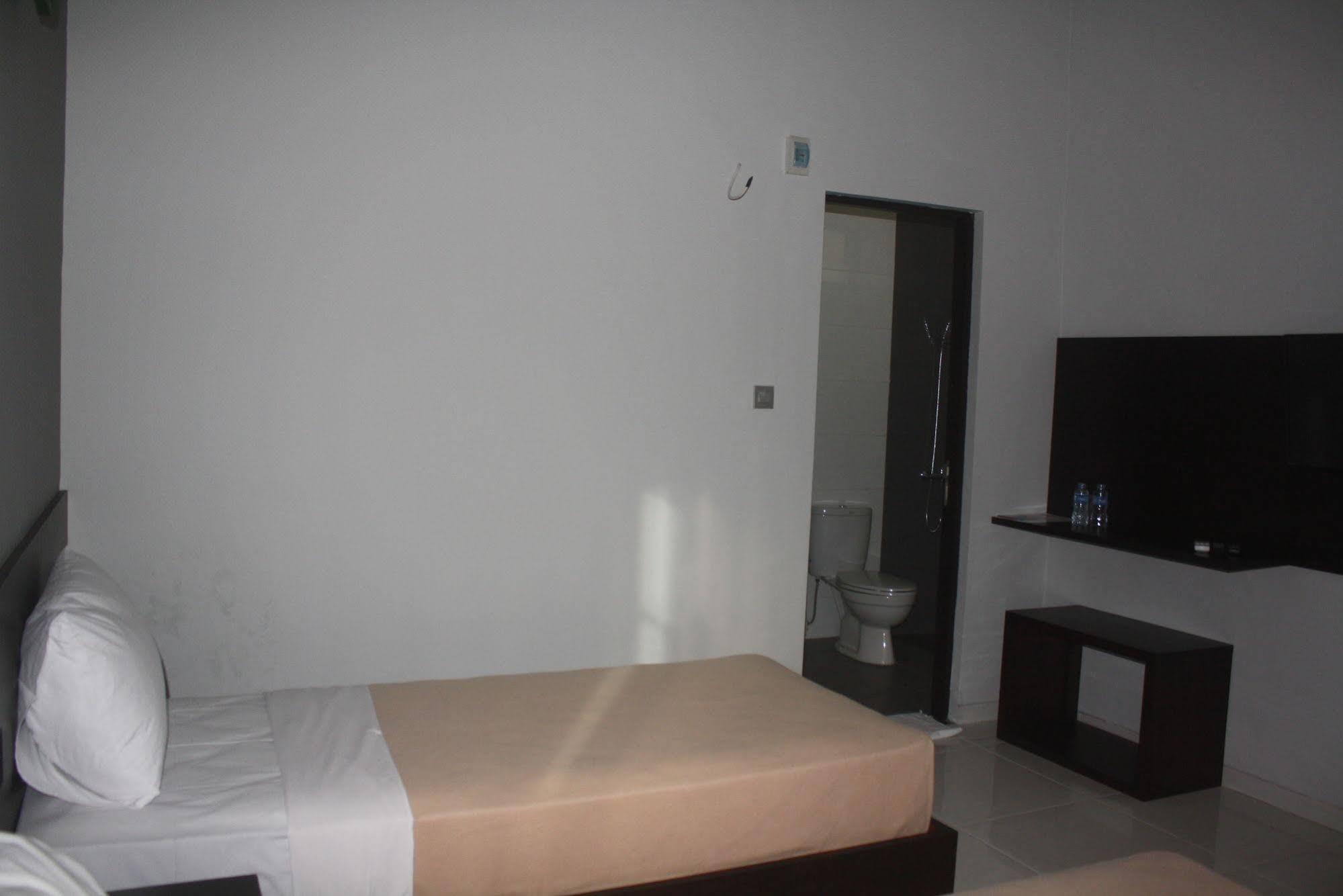Hotel Mandari Pabean Buleleng Esterno foto