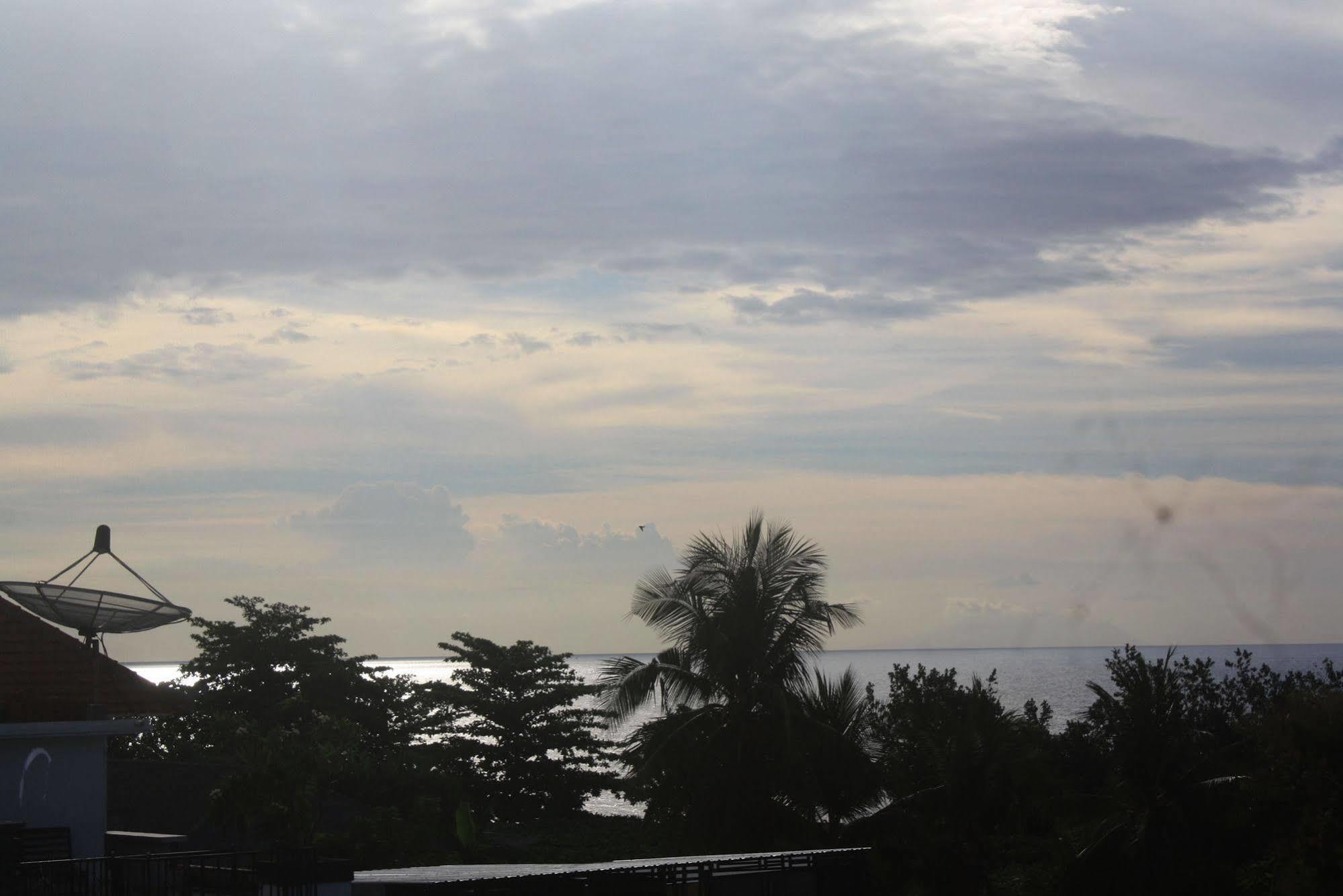 Hotel Mandari Pabean Buleleng Esterno foto